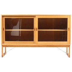 Midcentury Vitrine in Oak by Børge Mogensen, Made in Sweden