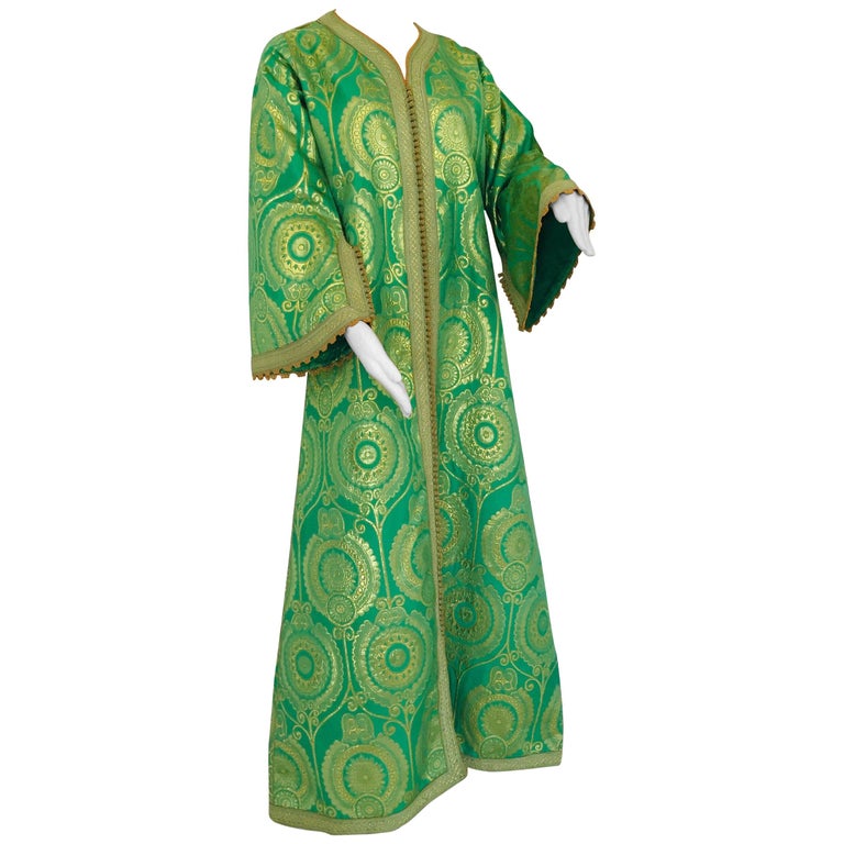 Elegant Moroccan Caftan Lime Green and Gold Metallic Floral Brocade For Sale