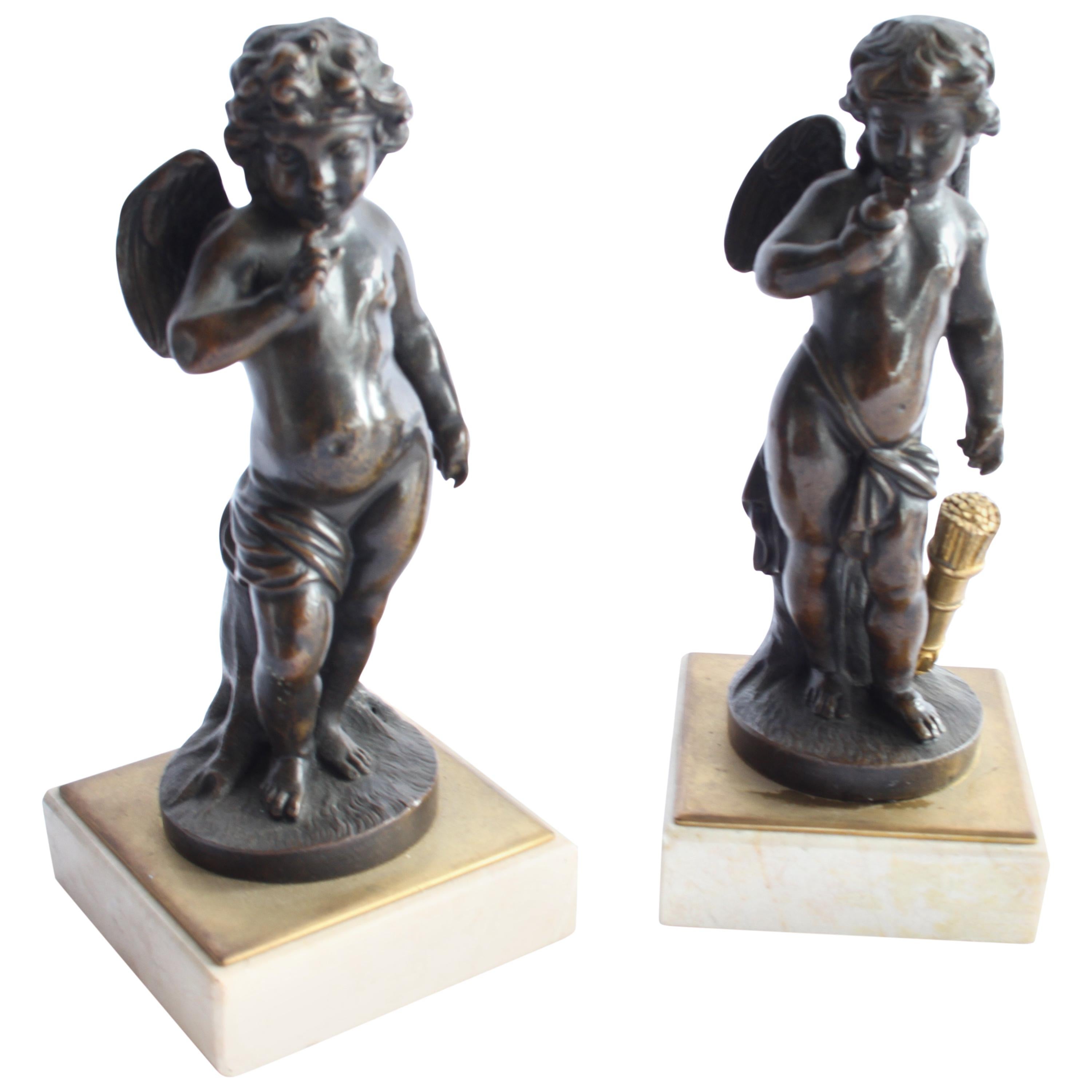 19th Century French Pair of Bronze Cherubs For Sale