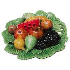 Assiette à fruits et à feuilles vintage en poterie d'art de style Palissey
