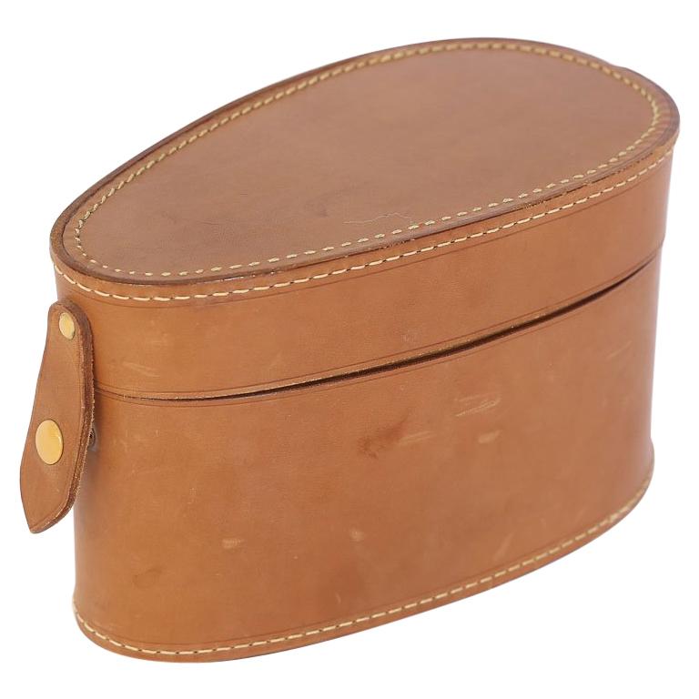 Antique Gentleman's Leather Collar Box at 1stDibs