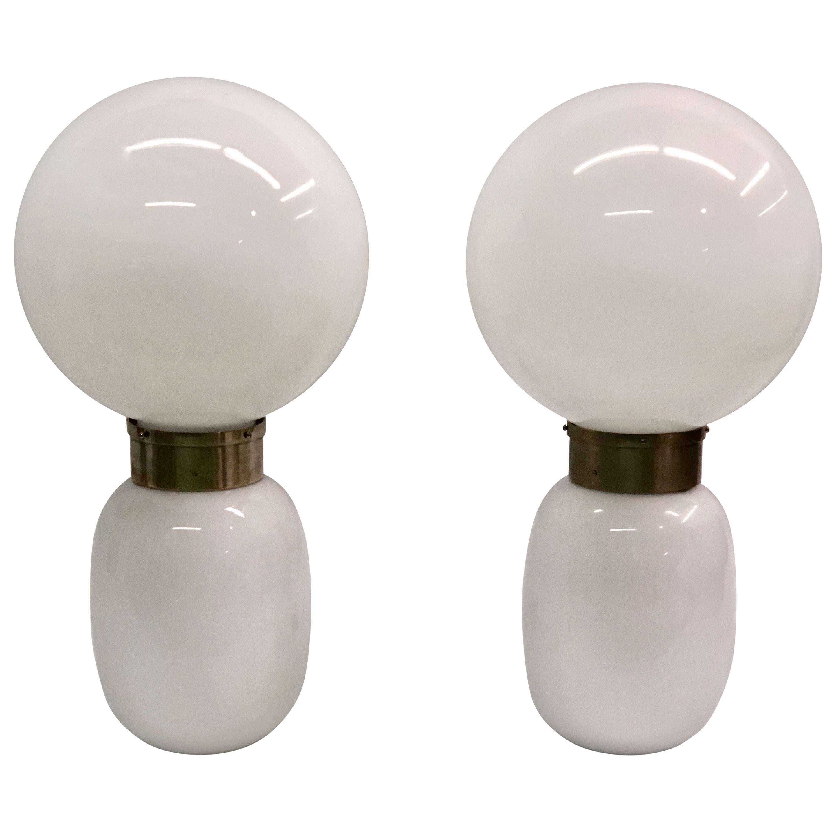 Pair of Large Italian Radical Design /Mid-century White Murano Glass Table Lamps For Sale