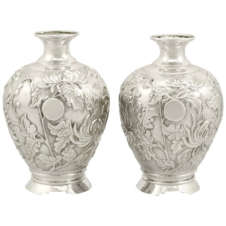 1900s Japanese Silver Bud Vases For Sale At 1stdibs