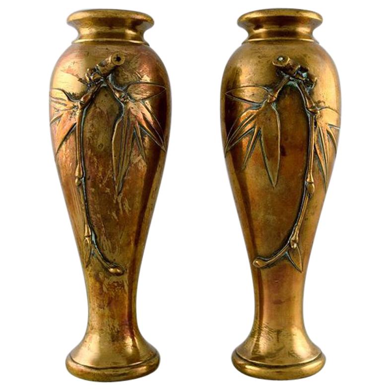 Pair of French Art Nouveau Bronze Vases with Flowers in Relief, circa 1890