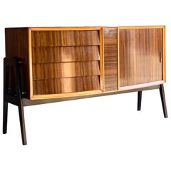 Vintage Herbert Gibbs Rosewood Sideboard Credenza Cocktail Cabinet, London, circa 1950s