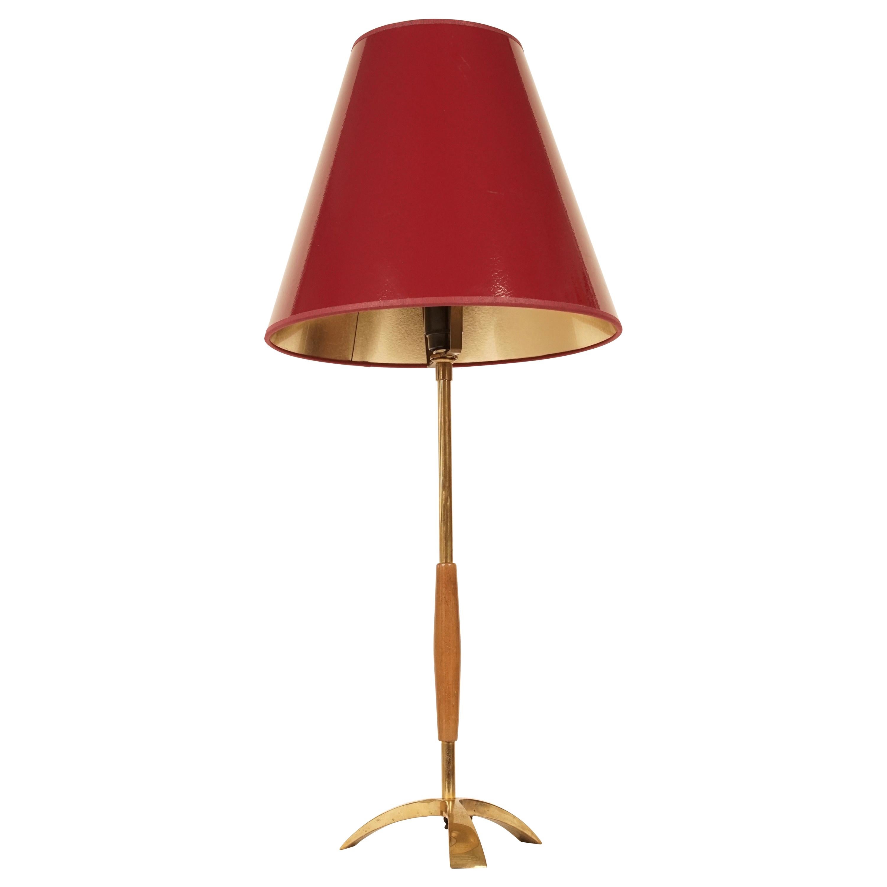 Mid-Century-Tischlampe aus Messing und Holz J. T. Kalmar im Angebot