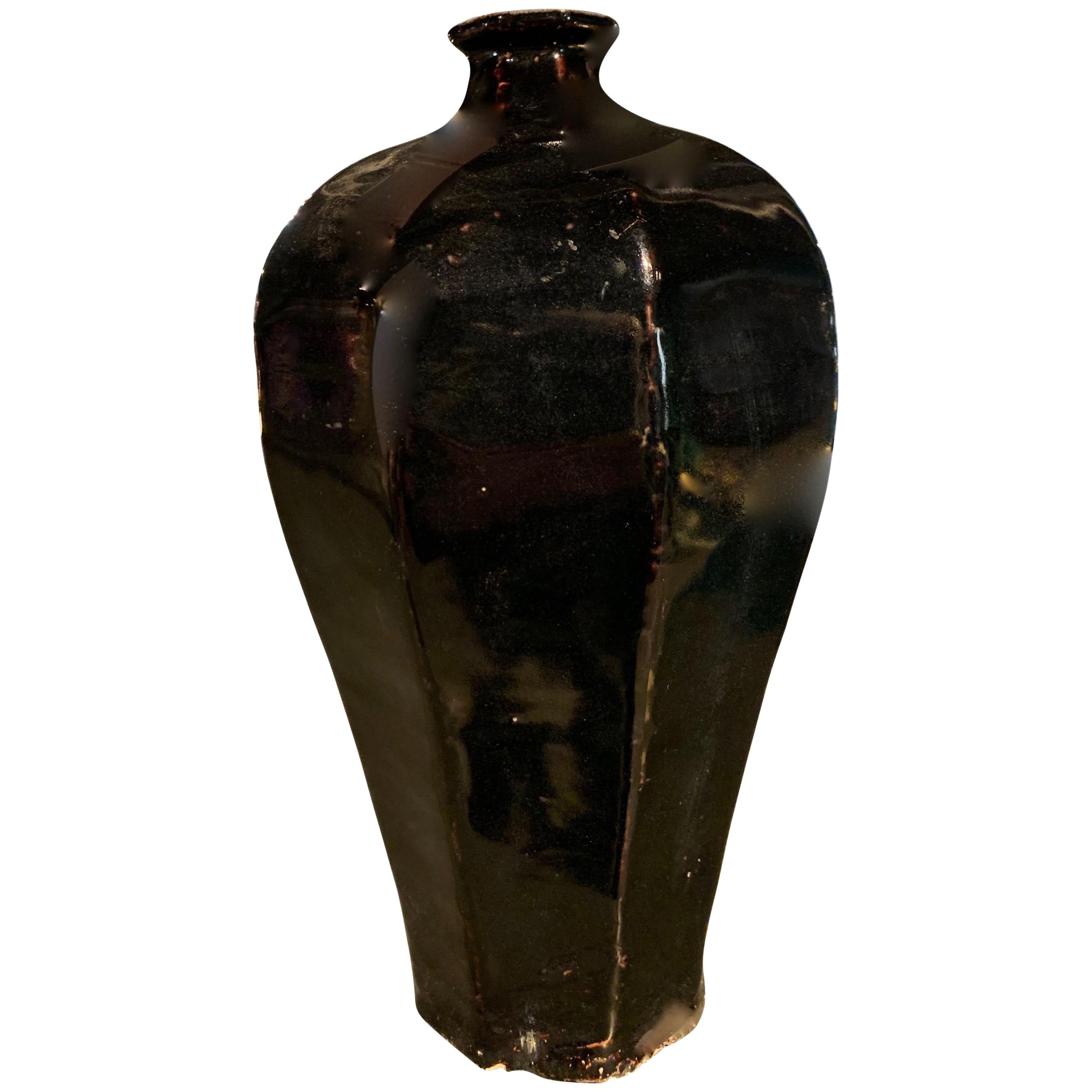 Black Vase, China, Contemporary