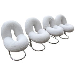 Chaises de design italienne en acier, tissu cheveux d'acier, blanc et argent, style Nanda Vigo, noyer