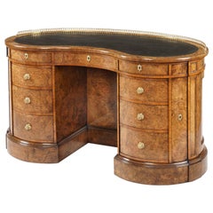 19th Century Walnut Kidney Desk with Amboyna Veneers Attributed to Gillows