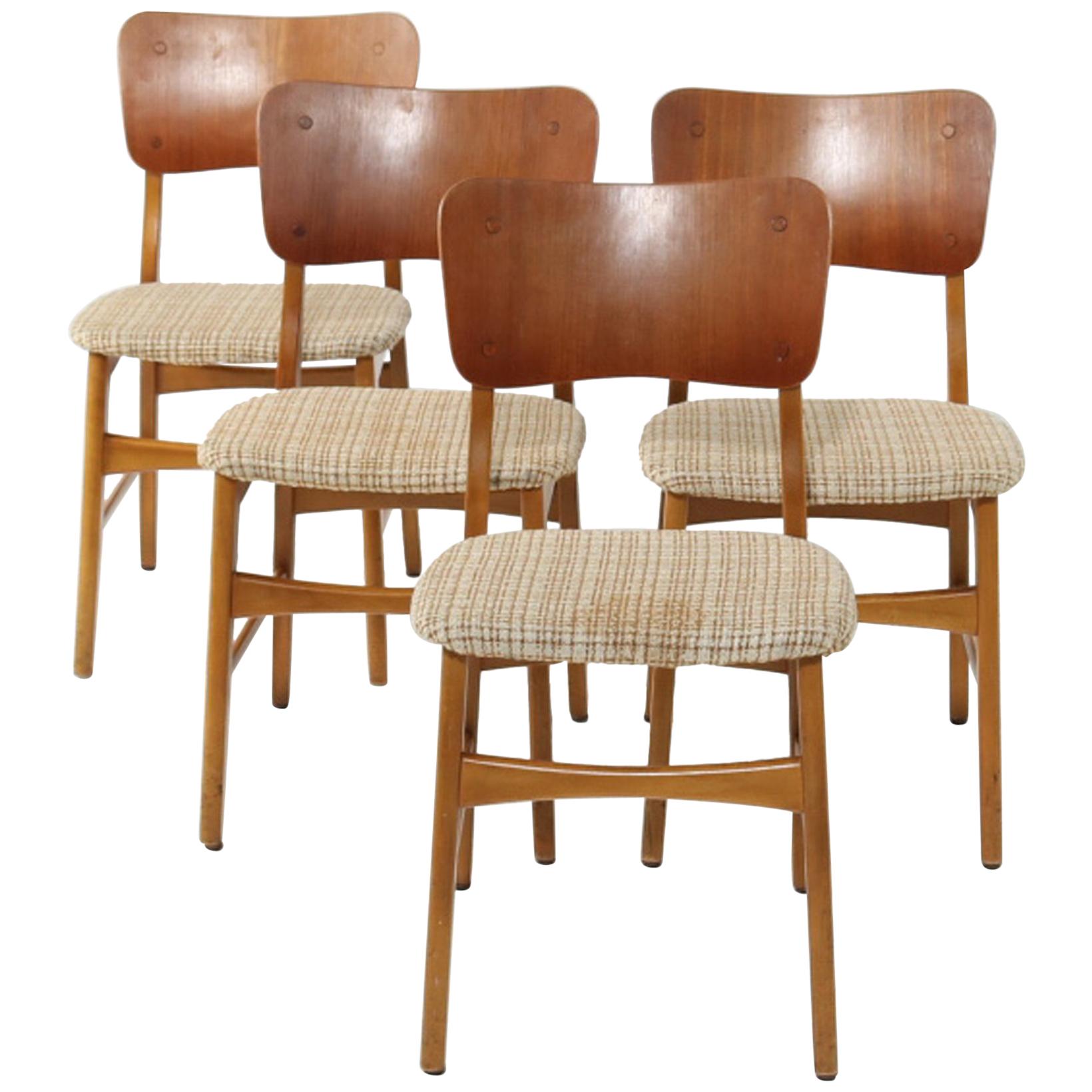 Set of Four Dining Chairs by Ib Kofod-Larsen for Christensen & Larsen For Sale