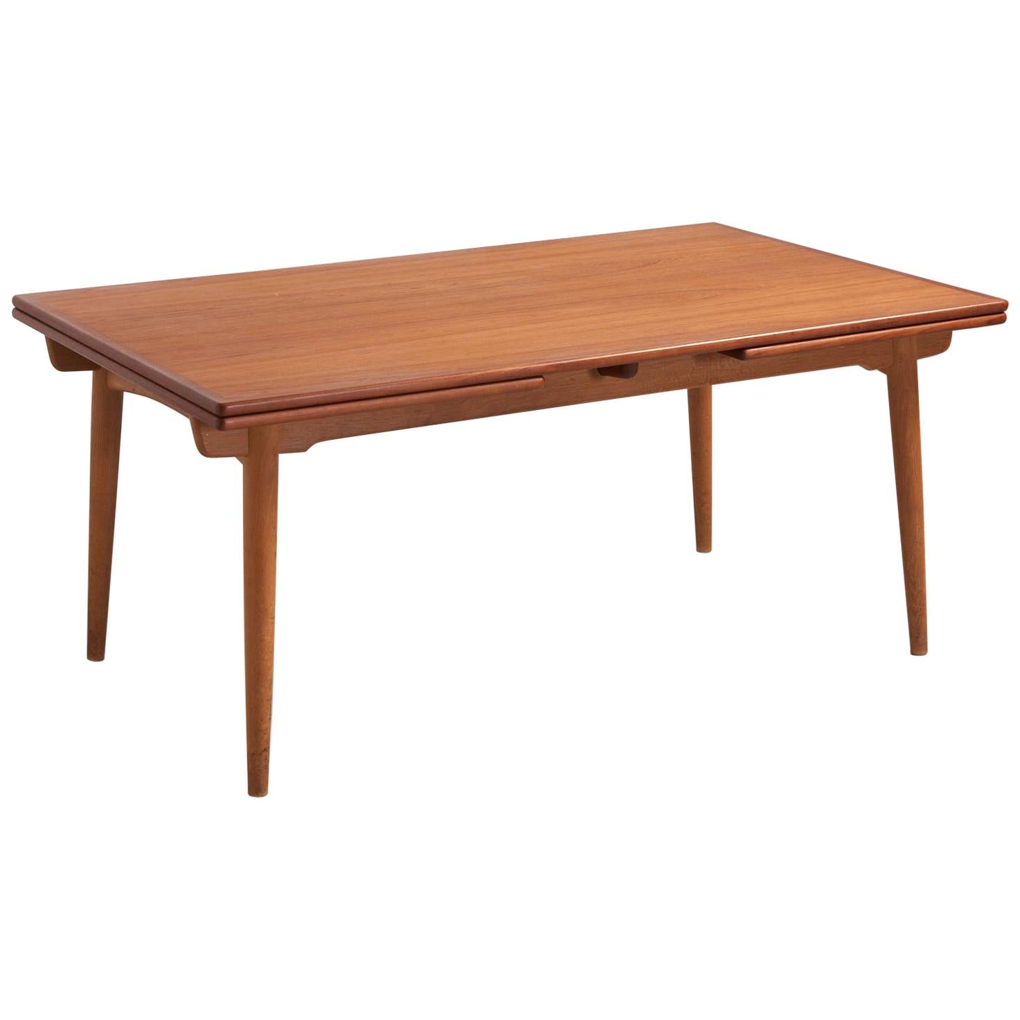 A rare large version of AT-312 dining table for Andreas Tuck by Hans Wegner For Sale