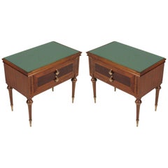 1950er Jahre Nachttische, Nussbaum Bicolor, Wurzelholz & Ahorn Intarsien Goldmessing Accessoires