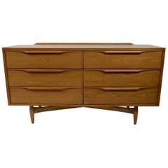 Mid Century Heywood Wakefield Danish Modern Style Dresser