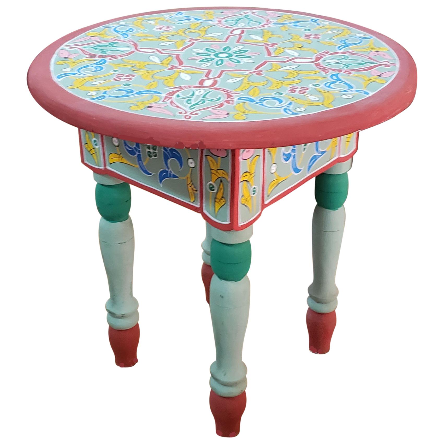 Moroccan Handpainted Wooden End Table, Round Shape For Sale