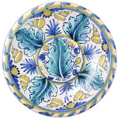 London Delftware Blue Dash Oak Leaf Charger, Late 17th Century