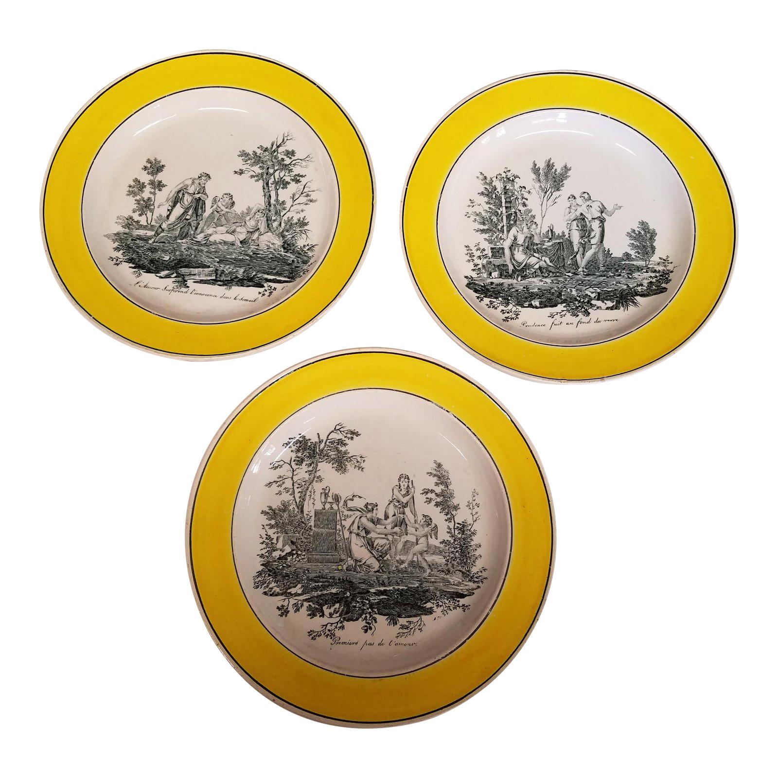 Set of Three Antique French Creil Plates with Canary Yellow Borders, circa 1810