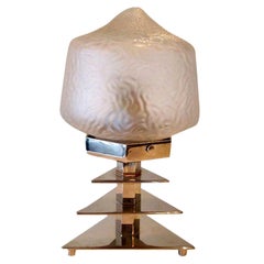 Französische Art-Déco-Tischlampe aus Glas und Chrom
