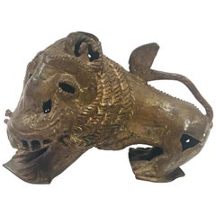 Bronze ancien représentant une bête mythique de lion