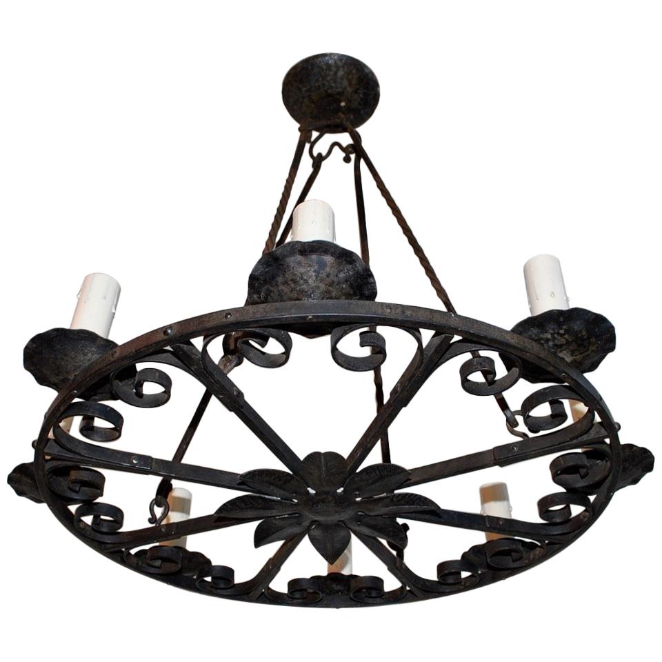 Elegant 1920s French Hands Made Wrought Iron Chandelier