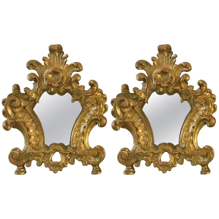 Pair of 18th Century Italian Louis XV Altar Giltwood Frames with ...