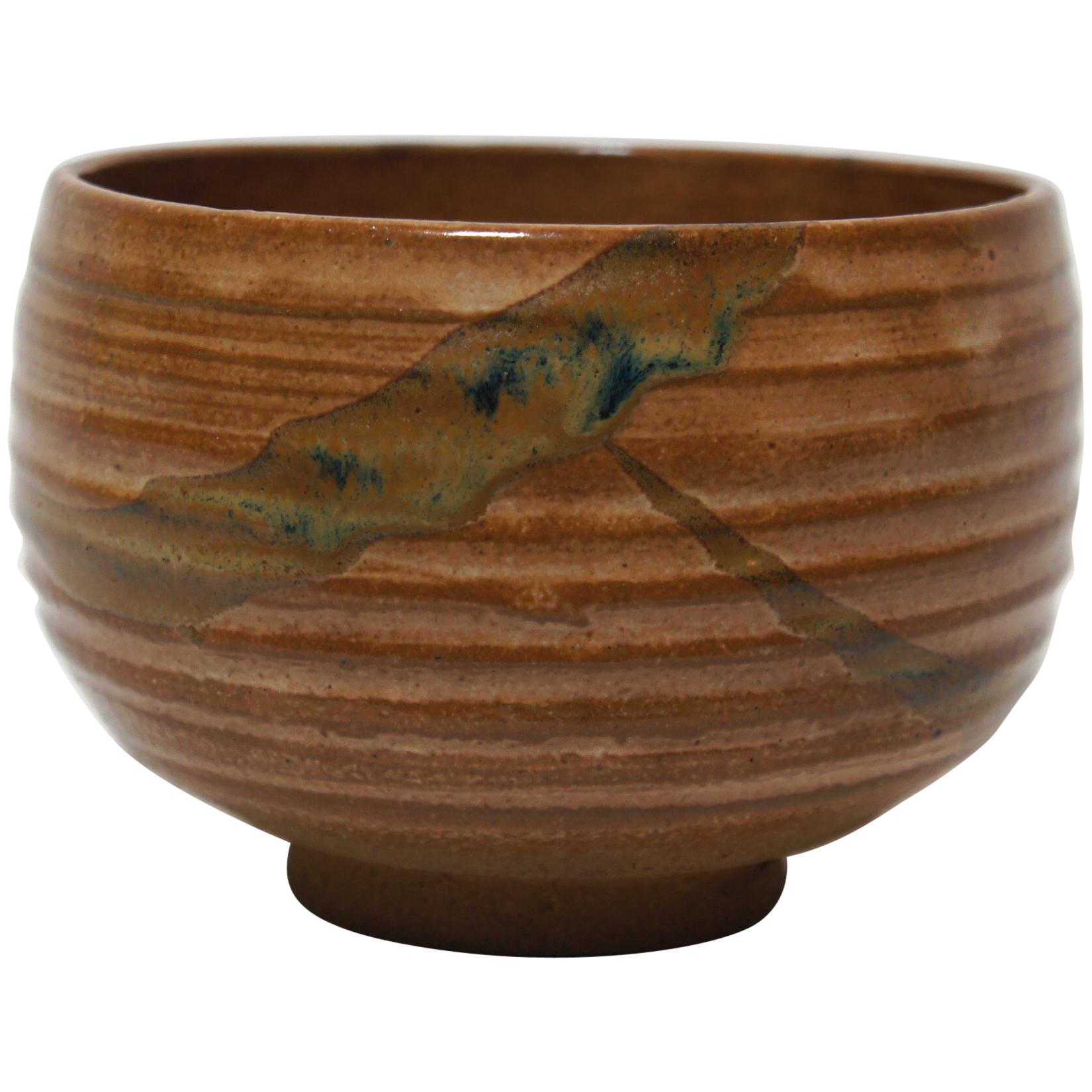 Japanese Natural Glaze Ceremonial Tea Bowl, 1920s For Sale