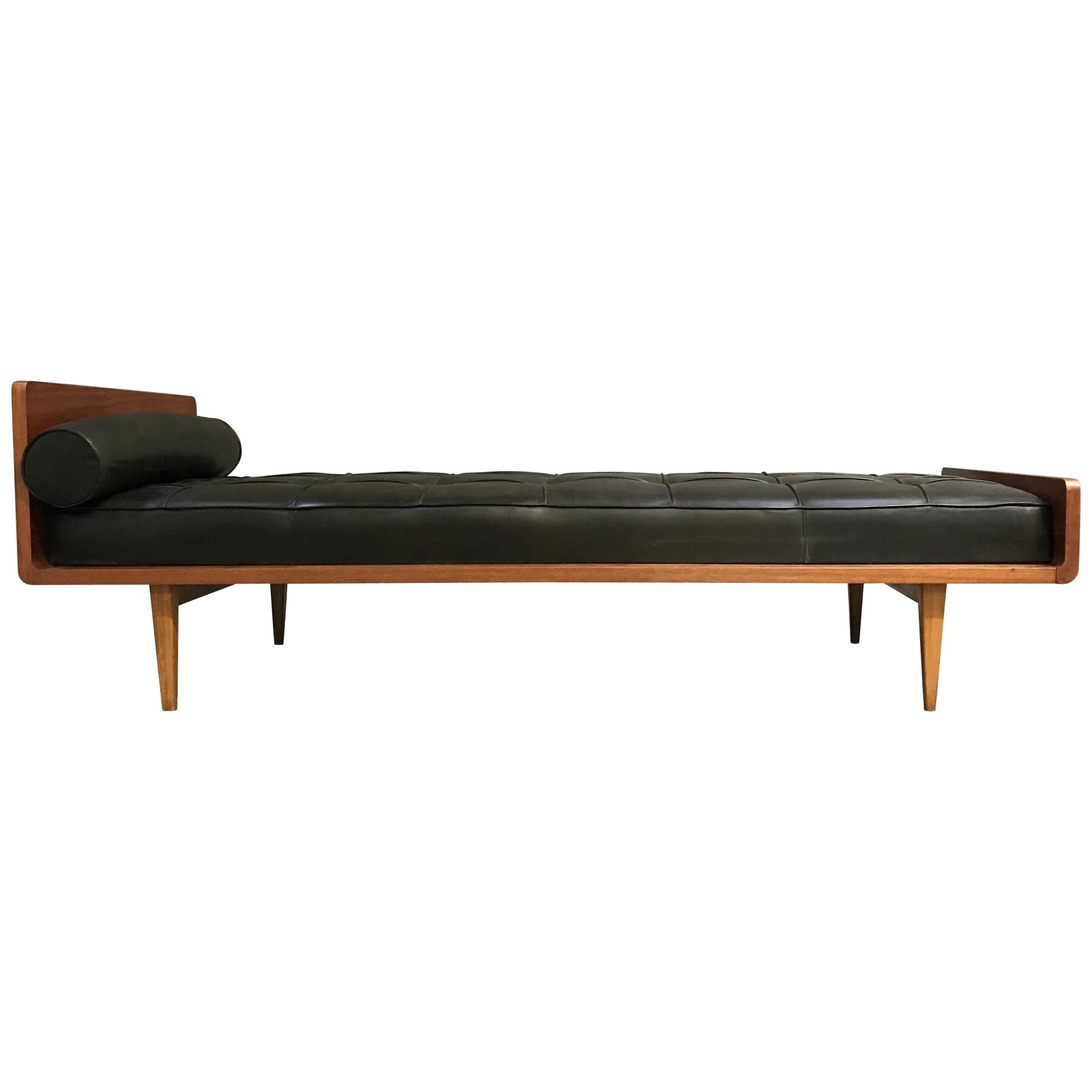 A.R.P Leather Daybed for Minvielle
