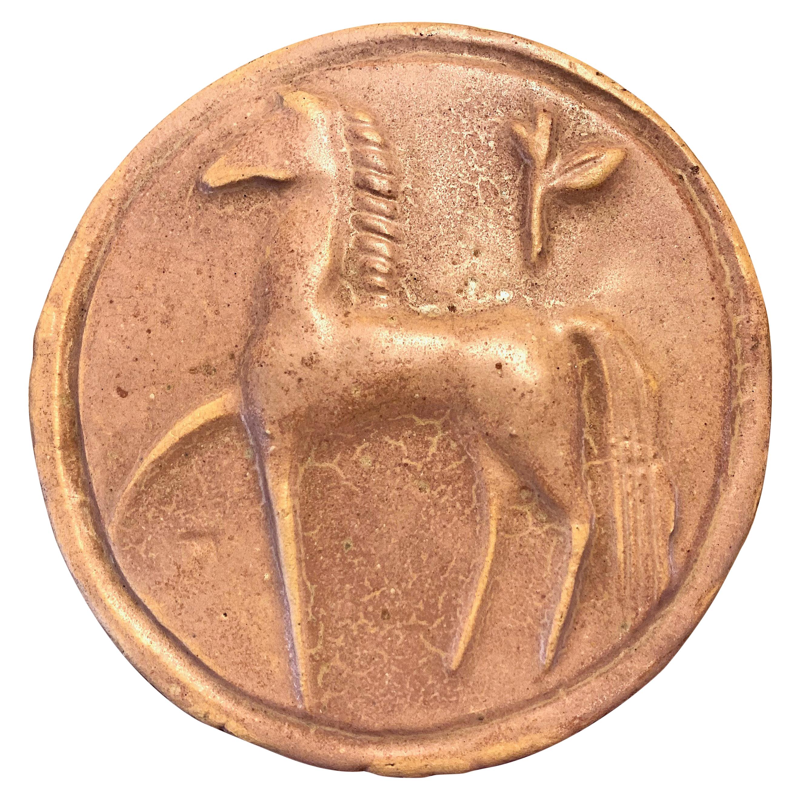 Einzigartige Art-Déco-Keramik-Relief-Skulptur „High-Stepping Horse“, Mid-century