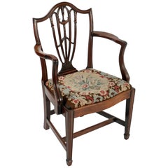 18th Century Georgian Mahogany Hepplewhite Elbow Chair