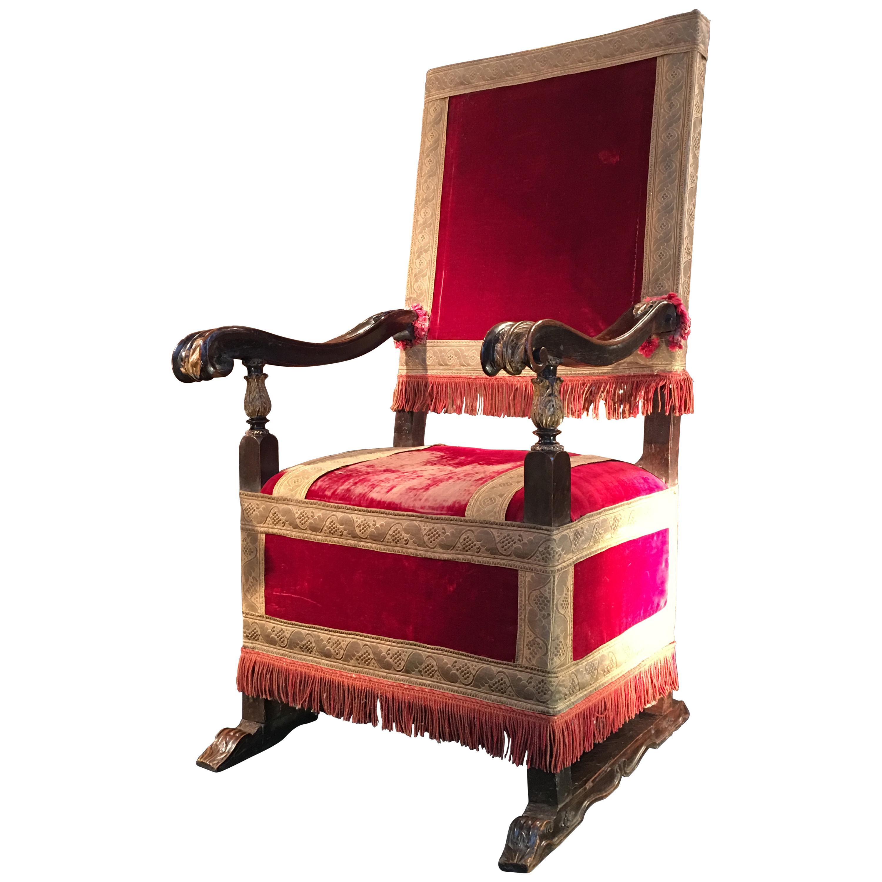 Italian Formal Armchair of the 17th century For Sale
