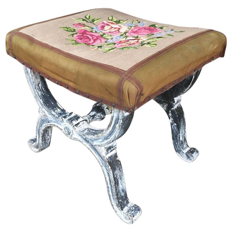 19th Century Italian Lacquered Wooden Stool with Hand Embroidered Seat, 1890s im Angebot