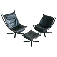 Pair of Vatne Falcon Lounge Chairs with Ottoman in Black Leather and Red Piping