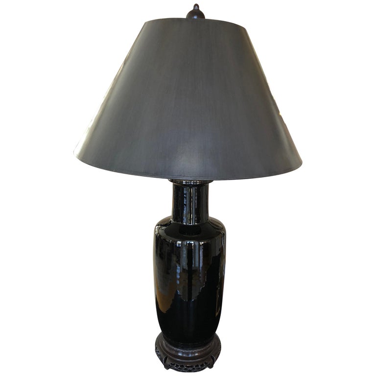 Asian Style Elegant Antique Black Table Lamp For Sale at 1stDibs