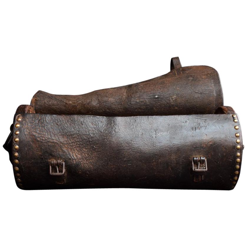 Early 19th Century English Textured Leather Canon Ball Bag