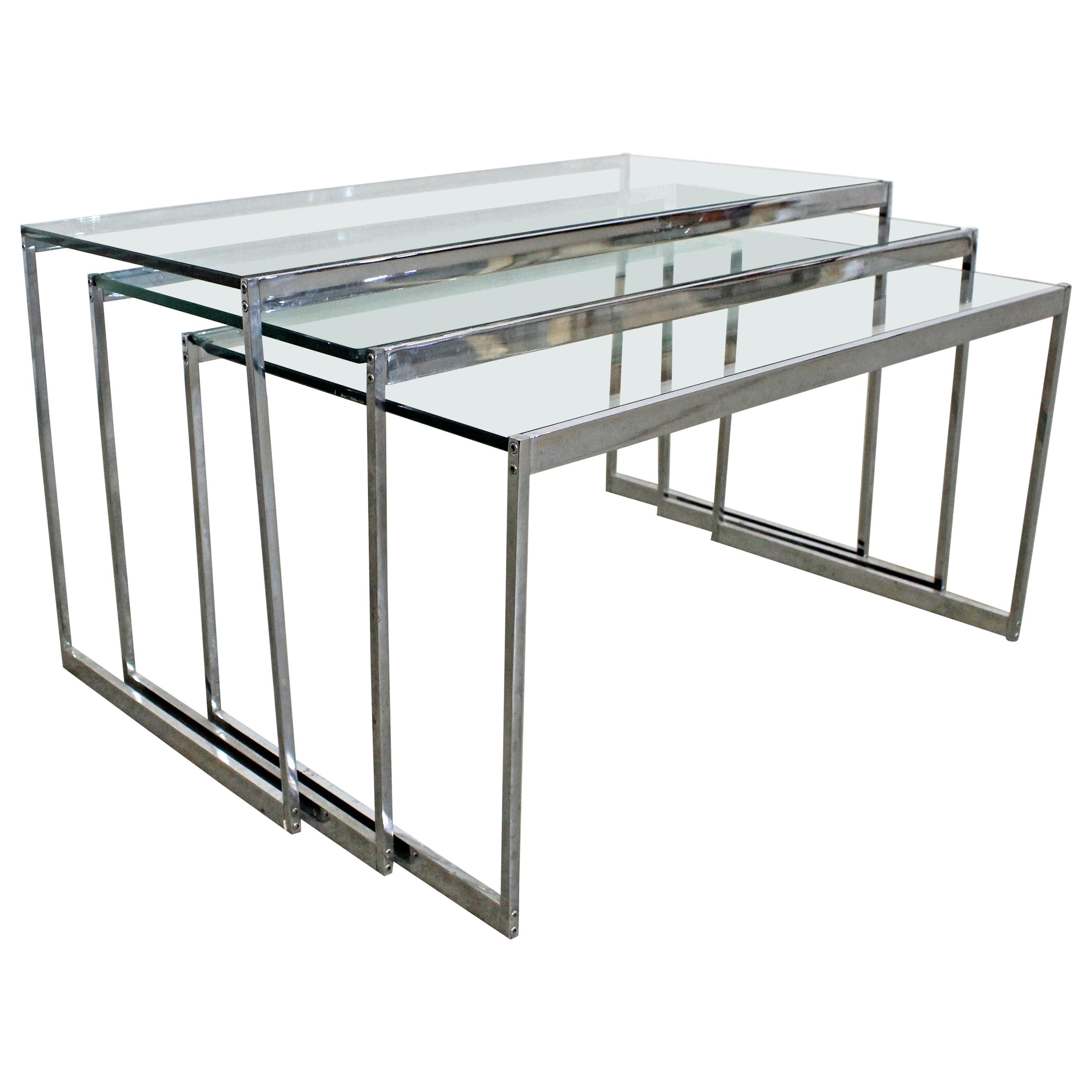 Set of 3 Mid-Century Modern Chrome and Glass Top Nesting End Tables For Sale