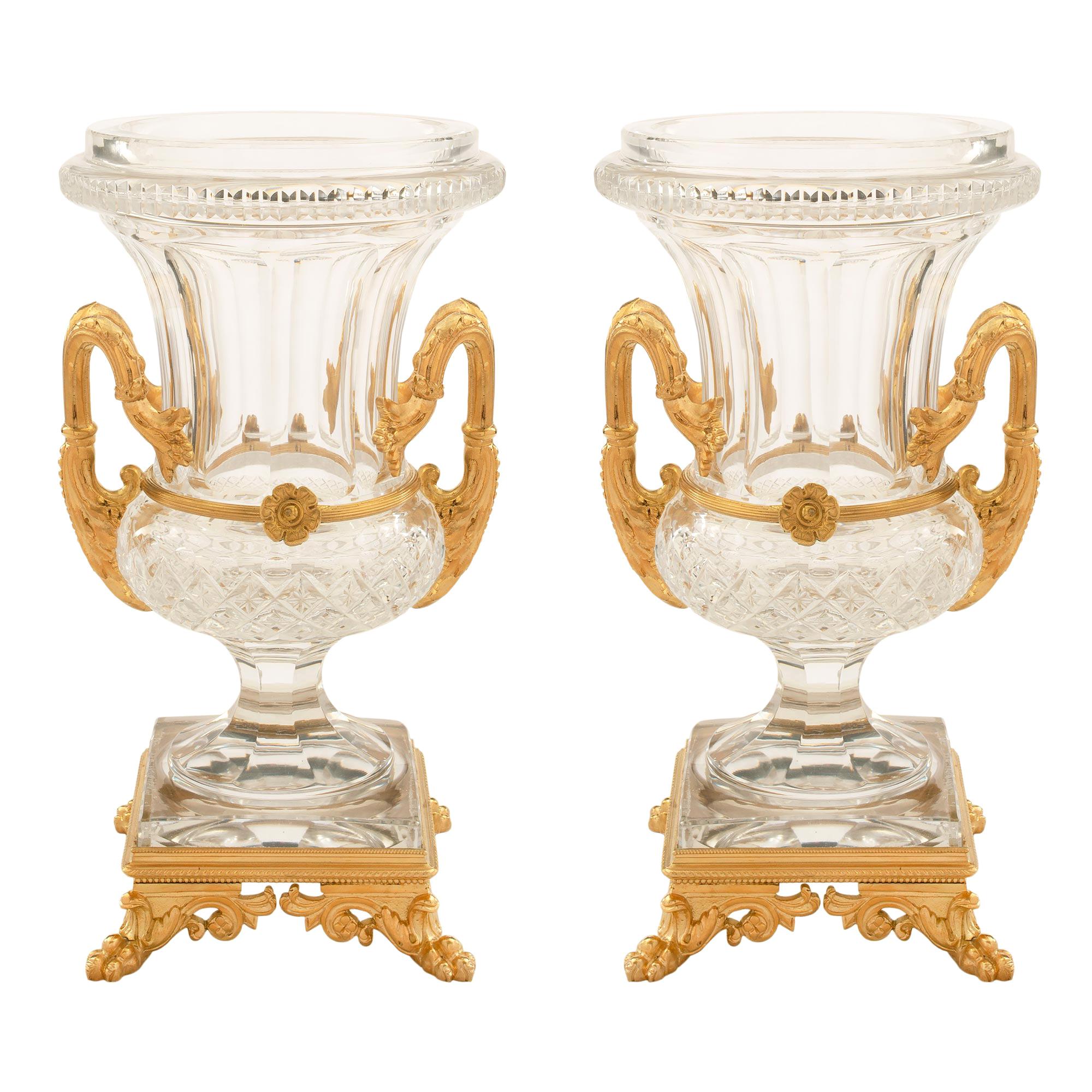 Baccarat Vases 63 For Sale at 1stdibs