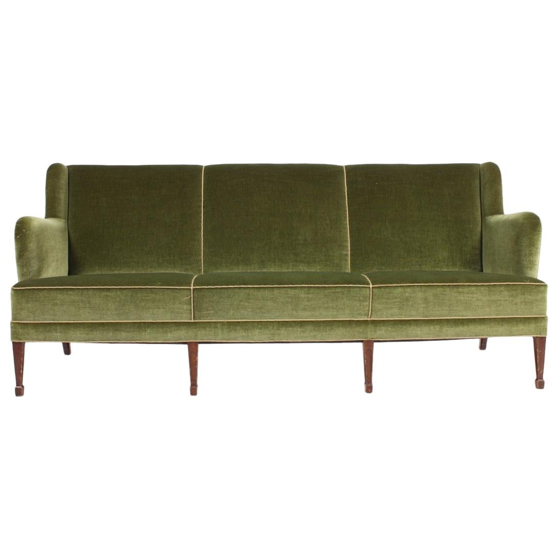 Danish Midcentury Sofa by Cabinetmaker Frits Henningsen, 1940s