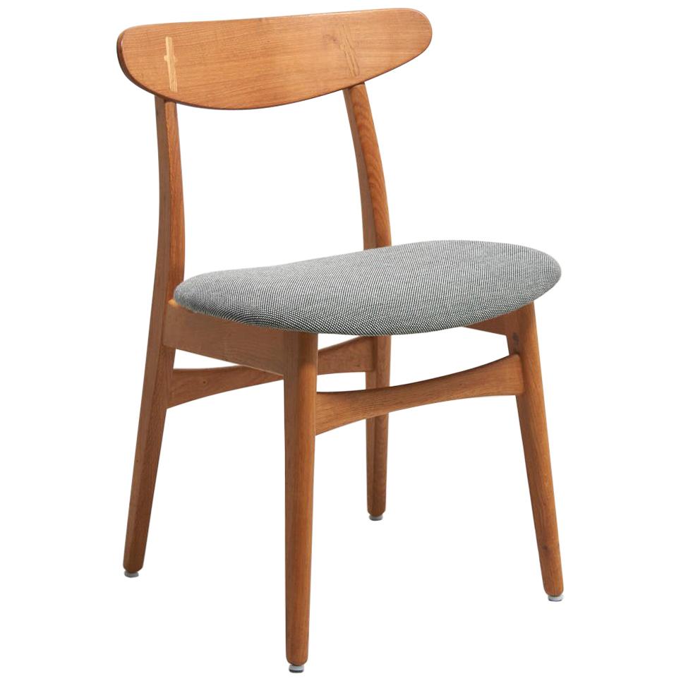 CH30 Chair by Hans J. Wegner For Sale
