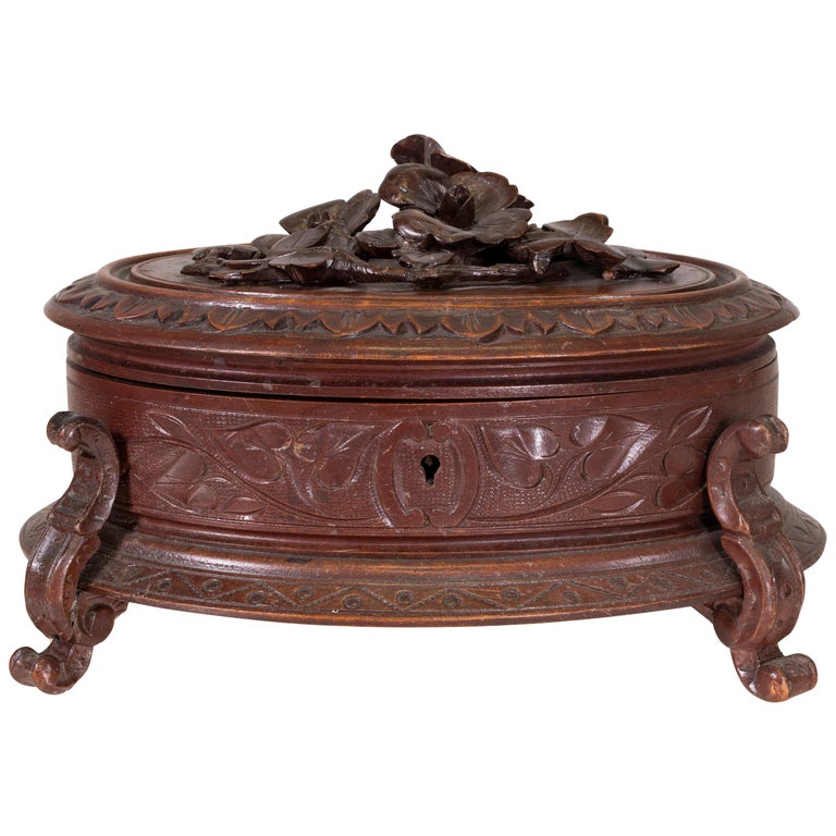 Black Forest Carved Jewelry Box, circa 1900 For Sale