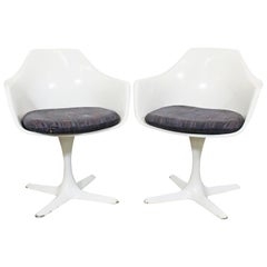 Vintage Pair of Mid-Century Modern Saarinen Style Burke Tulip Swivel Dining Chairs