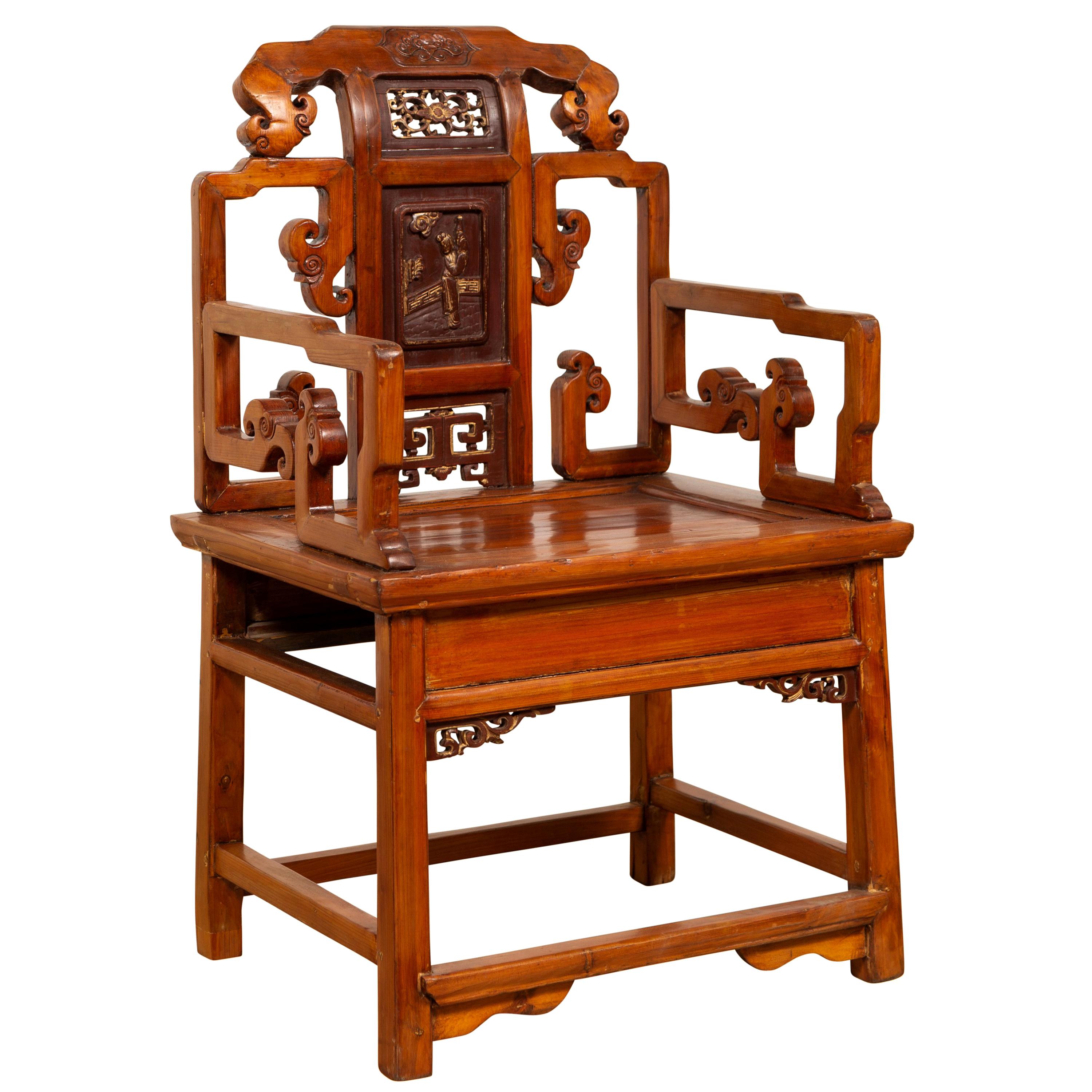 Ancienne chaise chinoise sculptée à la main, patine naturelle du Wood Wood, accents rouges et dorés