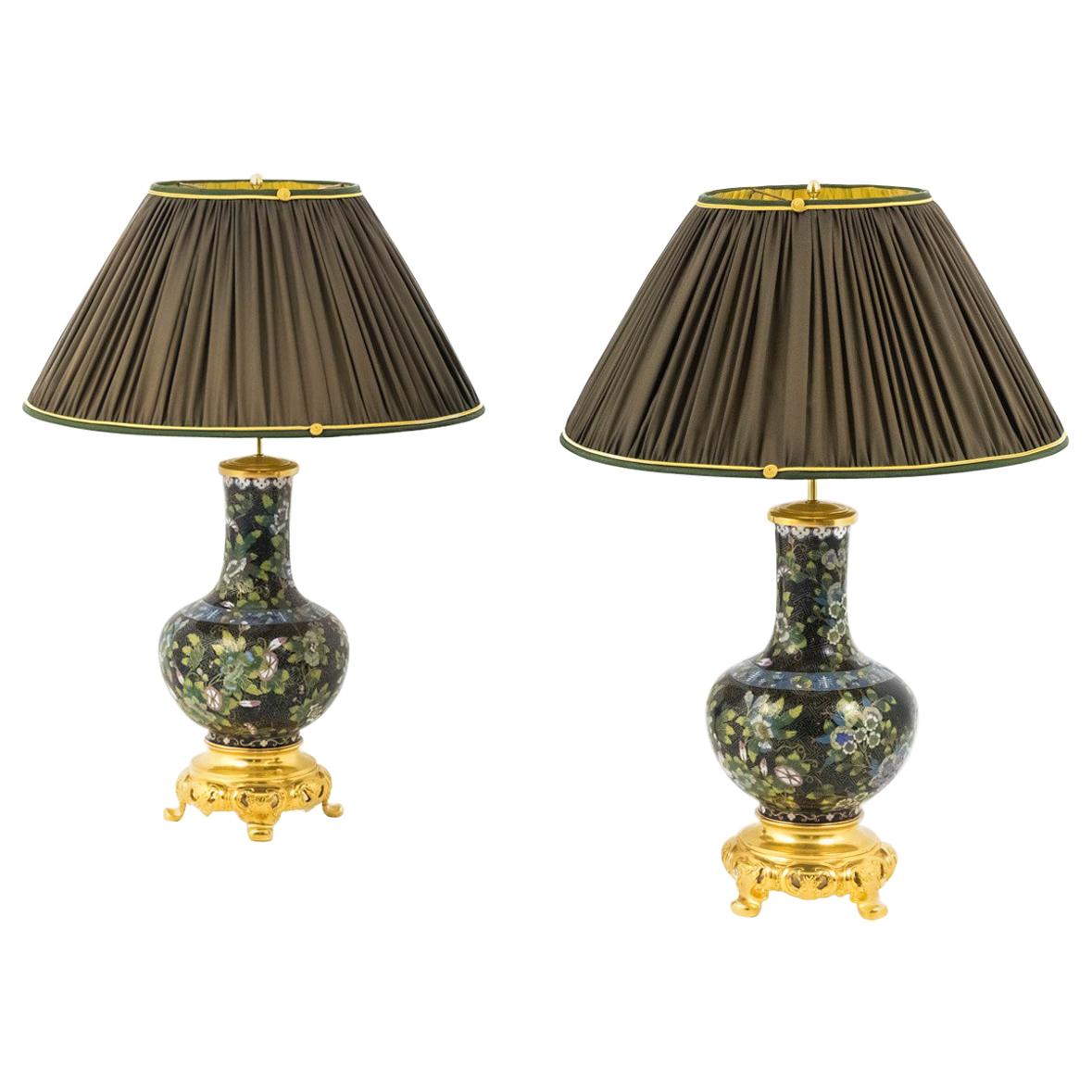 Pair of Lamps in Black Cloisonné Enamel and Gilt Bronze, circa 1880 For Sale