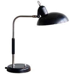 SIS Desk Lamp