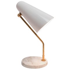 Droid Table Lamp in White Ceramic with Marble Finish by Marre Moerel