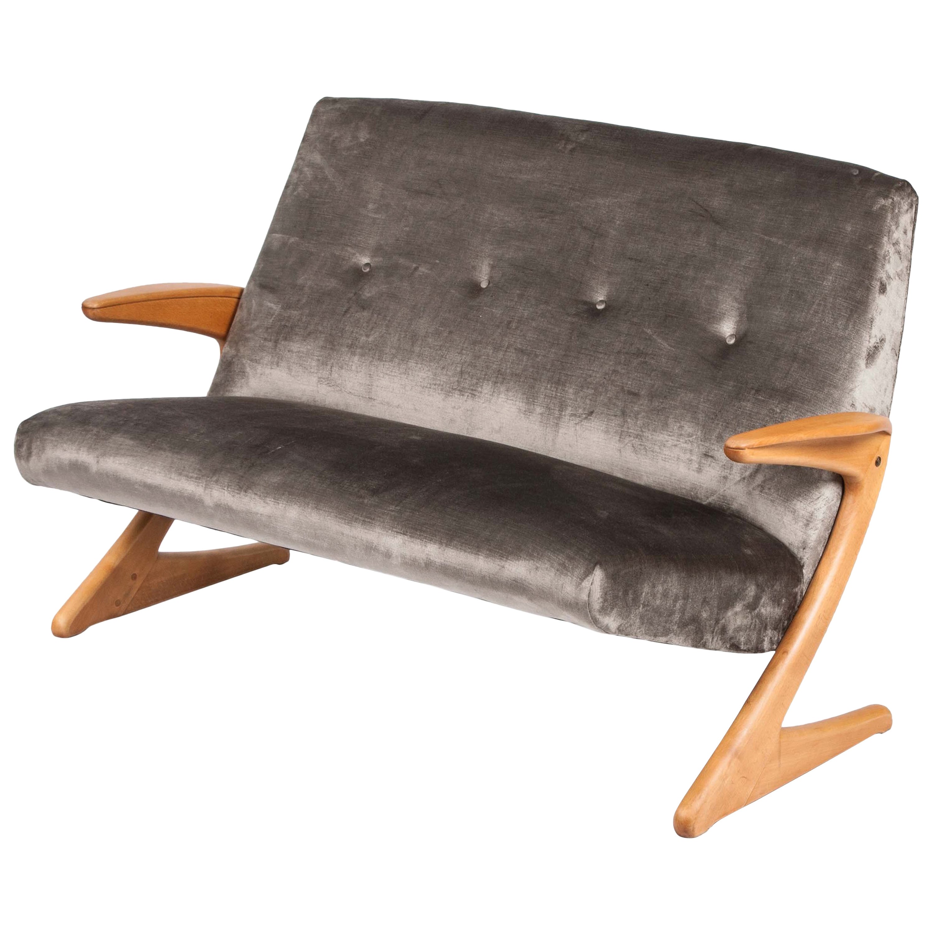 Marshmallow sofa by George Nelson, 1958. at 1stDibs