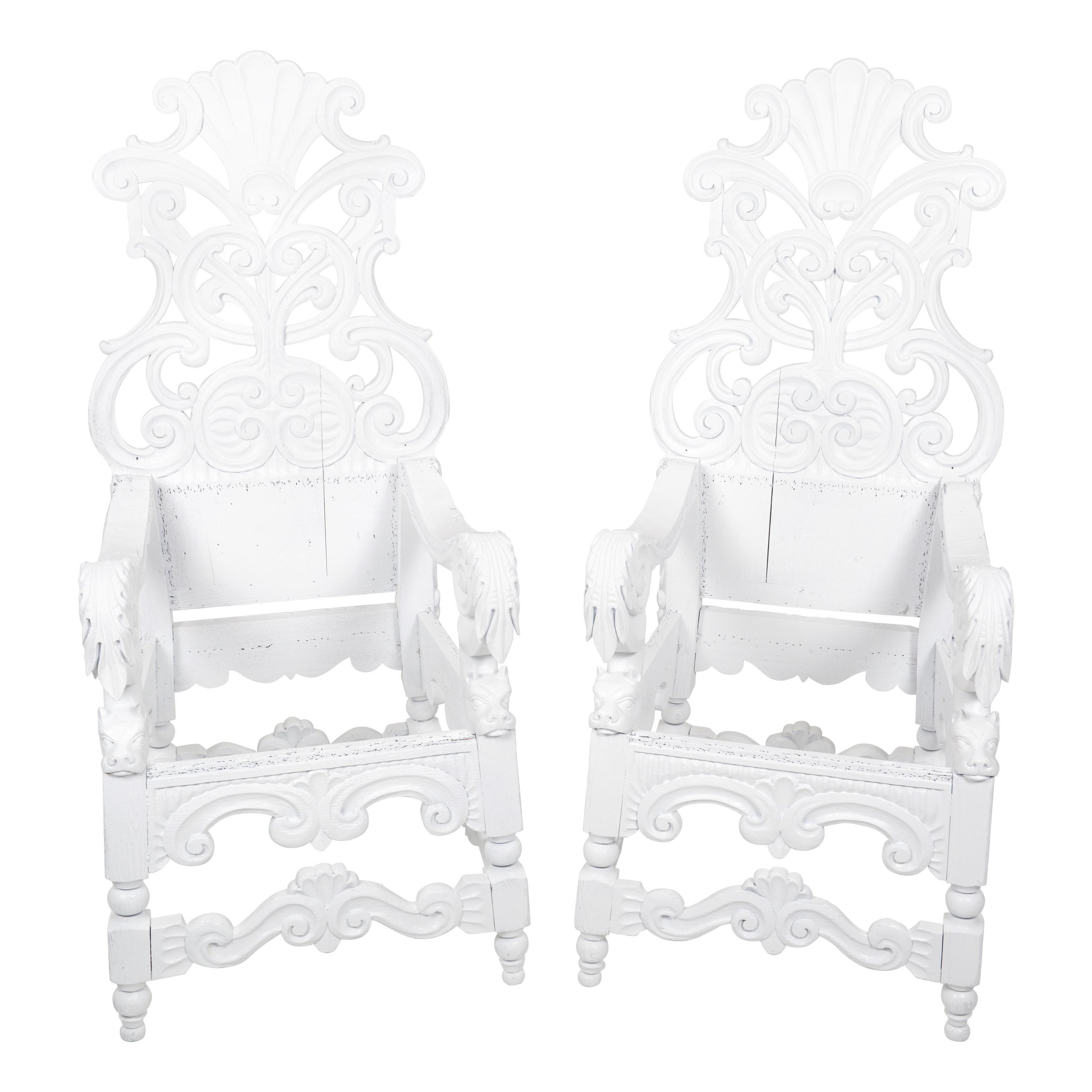 Pair of Italian Baroque Oak Throne Chairs, circa 1750 For Sale