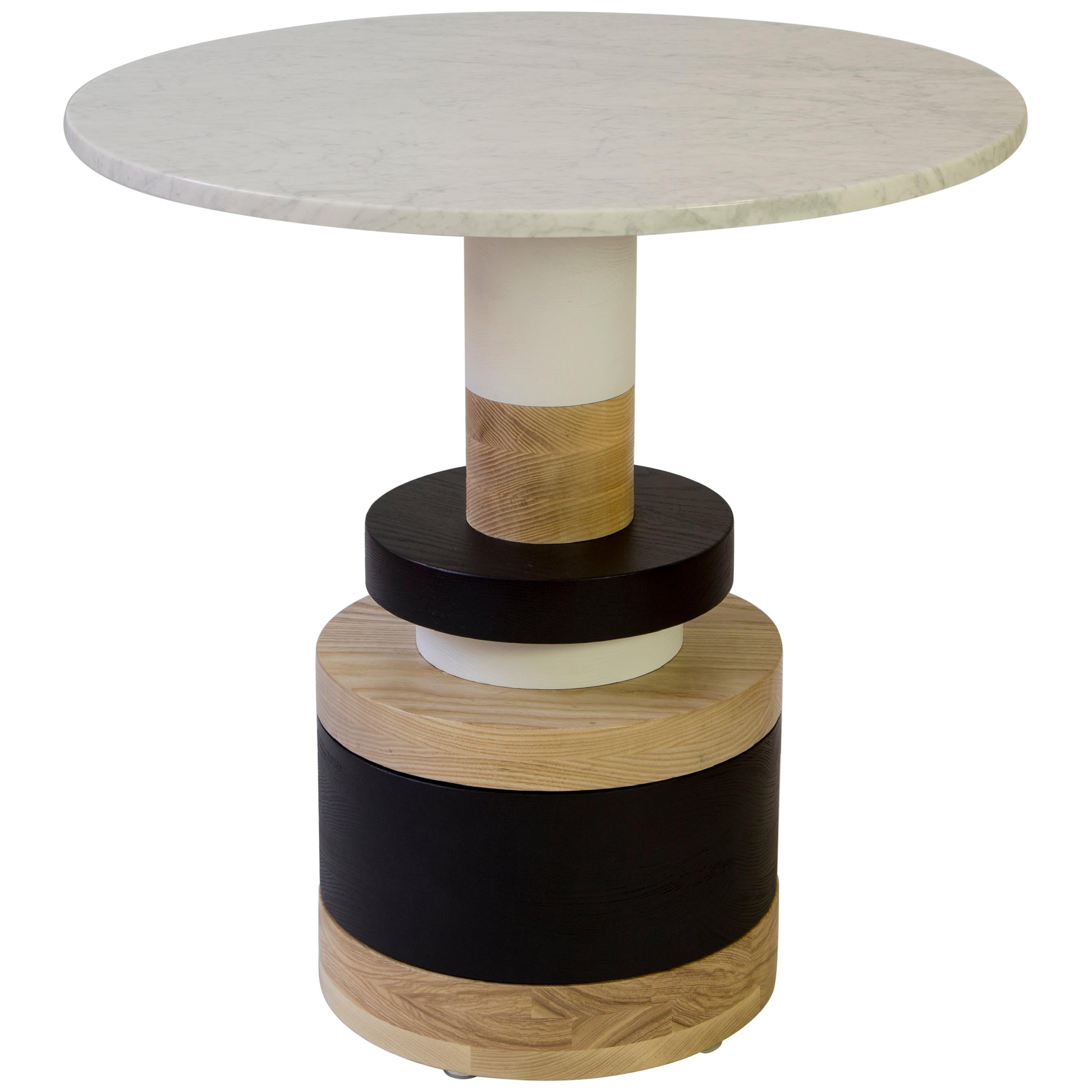 Table basse Sass personnalisable de Souda, petit plateau en marbre blanc