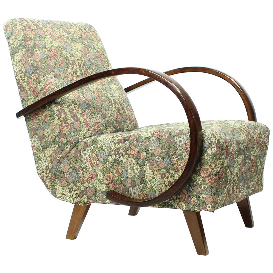 Classical Armchair by Jindrich Halabala in Original Floral Fabric, Czechia 1950s For Sale