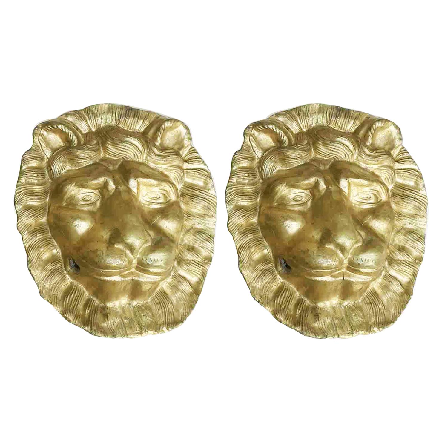 Mid-19th Century Pair of Italian Masks Gilded Lion Head Sculptures from Tuscany