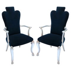 Paire de fauteuils personnalisés en velours à feuilles d'argent par Adesso Imports