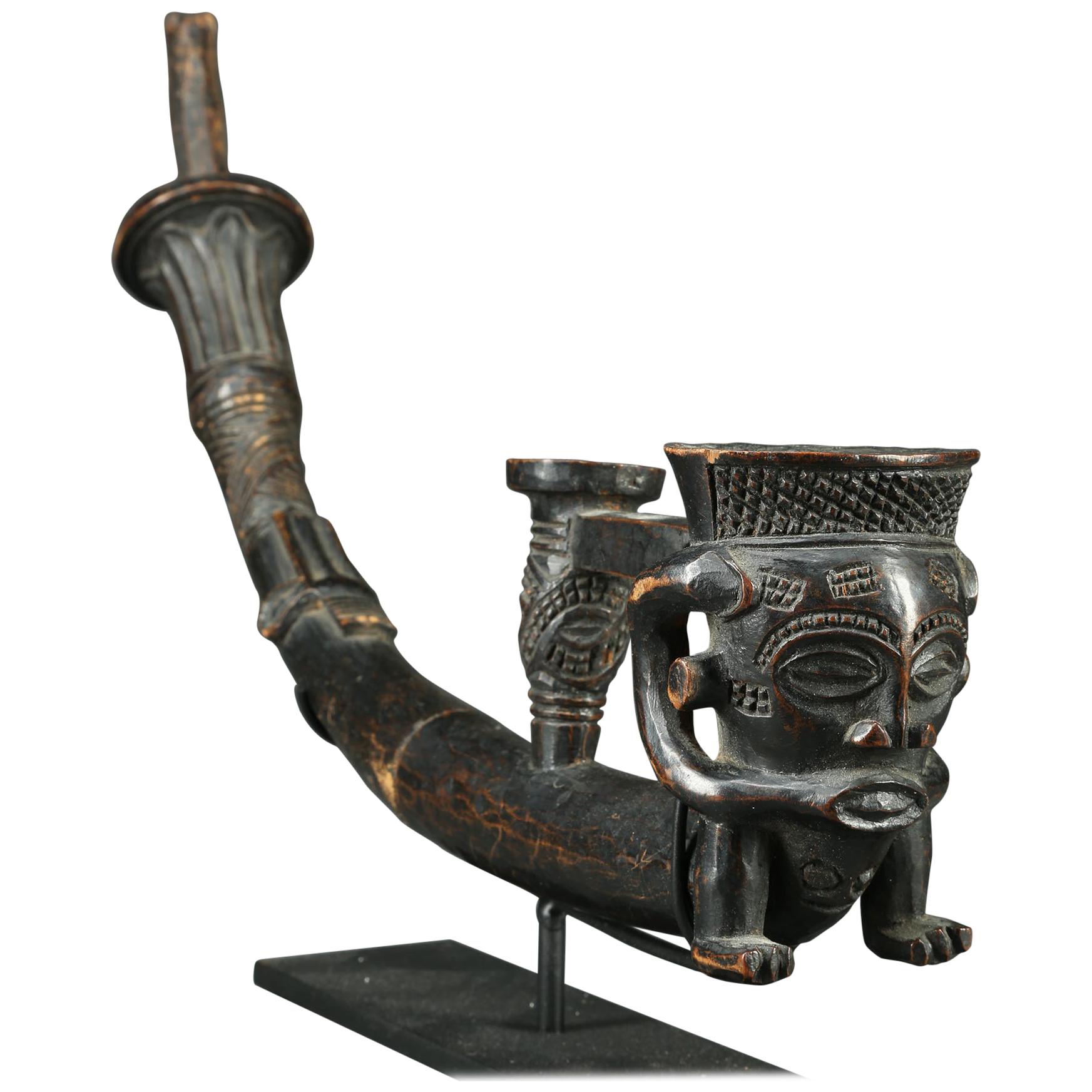 Fine Kuba Wood Figural Tribal African Pipe, early 20th century 